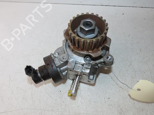 Used Injection pump Injection pump CITROËN C3 III (SX) 1.5 BlueHDi 100 (SXYHYP, SXYHTU) (102 hp) 33058578 33058578