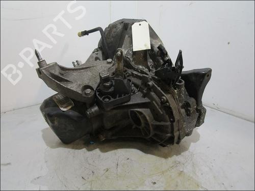 Used Gearbox RENAULT TWINGO II (CN0_) 1.5 dCi (CN0E) (64 hp) 10941736