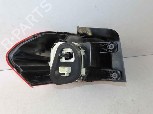 Right taillight VW TOURAN (5T1) 2.0 TDI | BP37059552C35 - Image 2