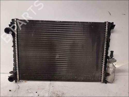 Used Water radiator Water radiator 37042283 37042283