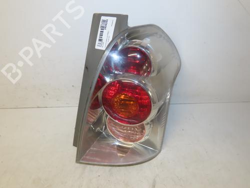 Used Right taillight TOYOTA COROLLA Verso (ZER_, ZZE12_, R1_) 2.2 D-4D (AUR10_, AUR10R) (136 hp) 29153988
