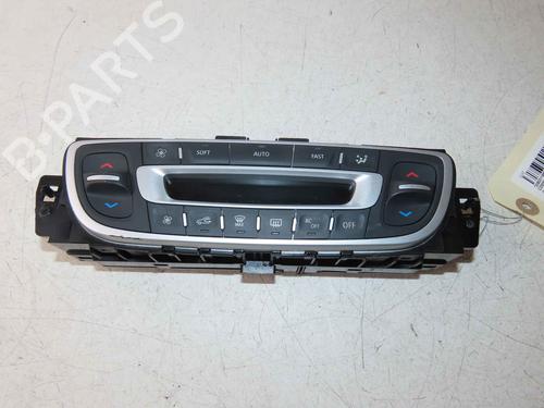 Used Climate control Climate control 37060382 37060382
