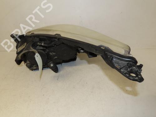 Right headlight PEUGEOT 5008 (0U_, 0E_) 2.0 HDi | BP29153786C29 