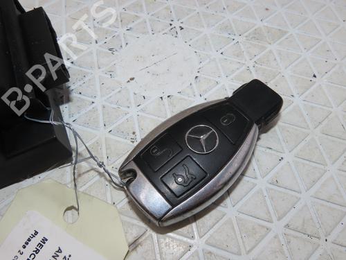 Used Ignition barrel MERCEDES-BENZ C-CLASS (W203) C 220 CDI (203.008) (150 hp) 26195848