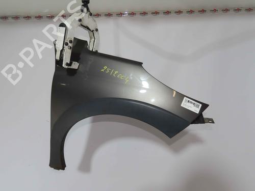 Used Right front fenders Right front fenders 37057959 37057959