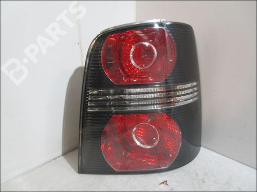 Used Right taillight VW TOURAN (1T1, 1T2) 1.9 TDI (105 hp) 10952966