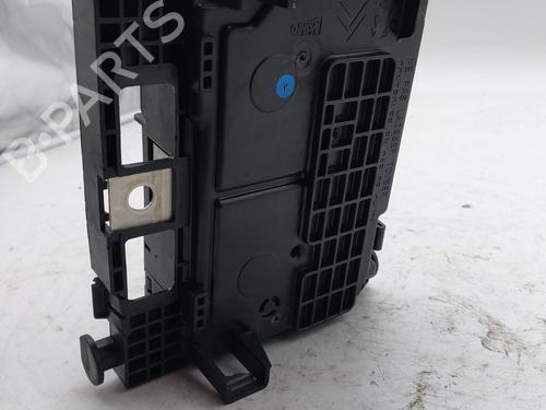 fuse-box-citroen-c3-ii-sc_-2009-38039611 main image