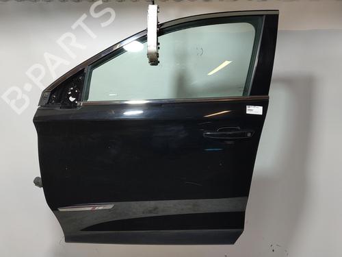 Porta frente esquerda Porta frente esquerda DS DS 7 Crossback (J4_, JR_, JC_) 1.6 PureTech 180 (J45GFR) (180 hp) 39755363 39755363