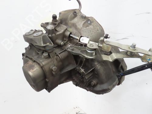 Used Gearbox OPEL CORSA C (X01) 1.7 DI (F08, F68) (65 hp) 17552119