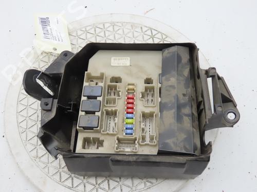 Used Fuse box RENAULT CLIO III (BR0/1, CR0/1) 1.2 16V (BR02, BR0J, BR11, CR02, CR0J, CR11) (75 hp) 29152395