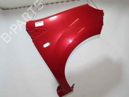 Guarda-lamas direito Guarda-lamas direito RENAULT TWINGO II (CN0_) 1.2 16V (CN0K, CN0V, CN0A) (76 hp) 33859827 33859827