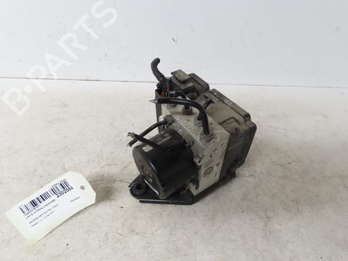 Used ABS pump SKODA YETI (5L) 2.0 TDI (110 hp) 17135722