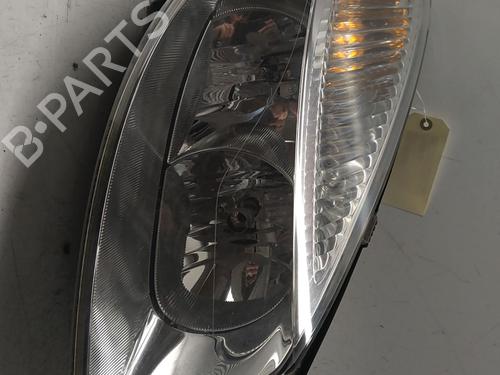 Used Right headlight Right headlight RENAULT SCÉNIC II (JM0/1_) 1.5 dCi (JM1F) (86 hp) 39893137 39893137