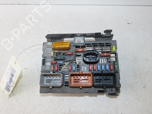 Used Fuse box Fuse box CITROËN C4 I (LC_) 1.6 HDi (90 hp) 33132917 33132917