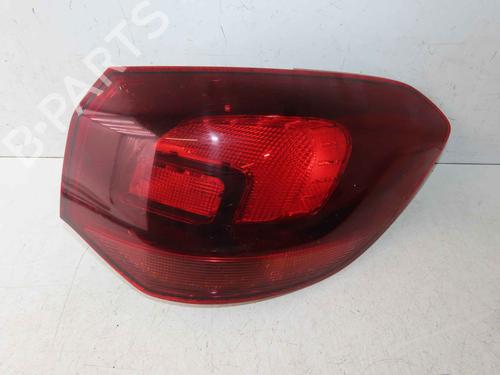 Used Right taillight Right taillight 37055939 37055939