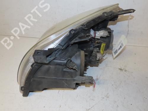 Used Right headlight TOYOTA AVENSIS Estate (_T25_) 2.2 D-CAT (ADT251_, ADT251R) (177 hp) 26196826