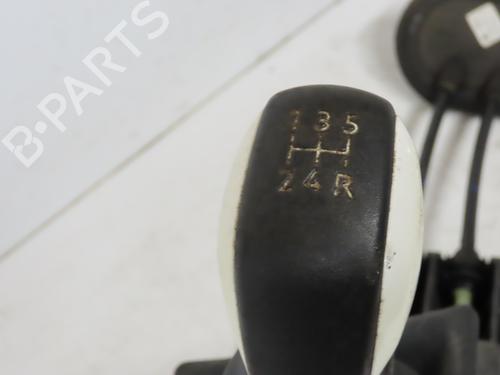 Gear lever PEUGEOT 208 I (CA_, CC_) 1.0 VTi | BP15624518M90