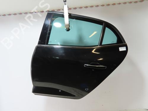 left-rear-door-renault-megane-iv-hatchback-b9amn_-2015-34608509 main image