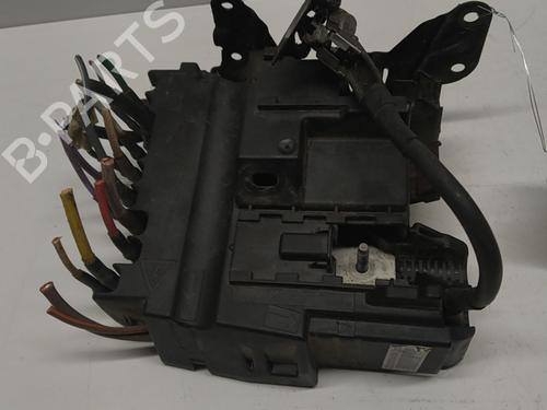 fuse-box-citroen-c4-picasso-ii-2013-39755463 main image