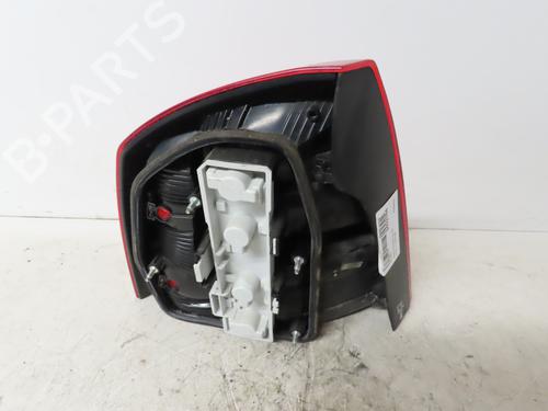 Used Right taillight Right taillight 18601784 18601784