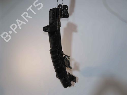 front-bumper-reinforcement-nissan-juke-f16_-2019-37047405 main image