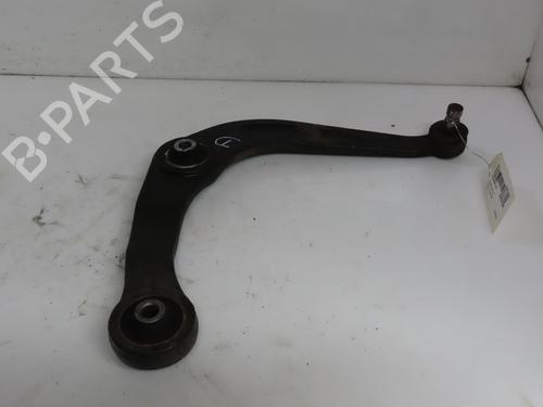 Used Right front suspension arm PEUGEOT 206 Hatchback (2A/C) 1.9 D (69 hp) 15275892