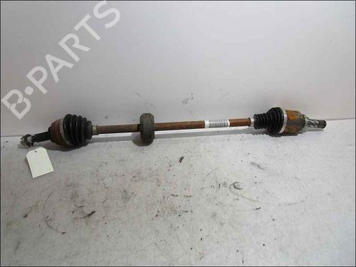 right-front-driveshaft-dacia-sandero-ii-2012-37040042 main image
