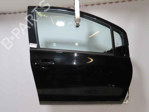 Used Right front door Right front door TOYOTA YARIS (_P9_) 1.4 D-4D (NLP90_, NLP90R) (90 hp) 37057898 37057898