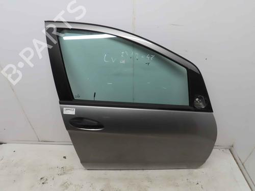 Used Right front door Right front door MERCEDES-BENZ A-CLASS (W169) A 160 CDI (169.006, 169.306) (82 hp) 37045538 37045538