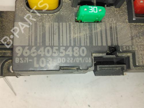 Sikringsdåse Sikringsdåse CITROËN C3 I (FC_, FN_) 1.4 HDi (68 hp) 37511714 37511714
