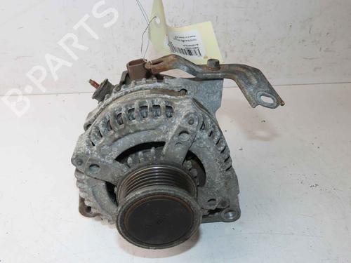 alternator-toyota-auris-_e15_-2006-2007-2008-2009-2010-2011-2012-2013-37051904 main image