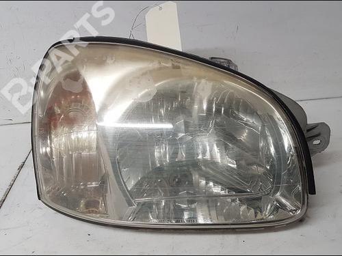 Used Right headlight HYUNDAI SANTA FÉ I (SM) 2.0 CRDi 4x4 (113 hp) 11725055
