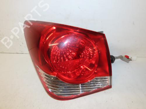 left-taillight-chevrolet-cruze-j300-2009-29393445 main image