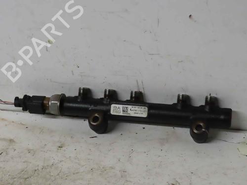 Used Injection rail Injection rail 37045056 37045056