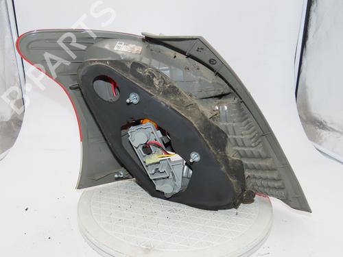 Used Right taillight TOYOTA YARIS (_P9_) 1.0 VVT-i (KSP90_, KSP90R) (69 hp) 26196958