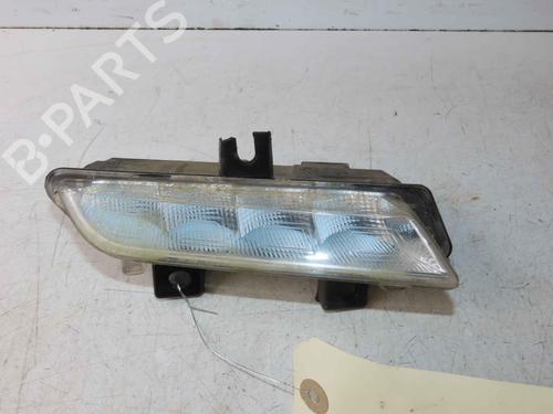 Farol diurno direito Farol diurno direito 37059973 37059973