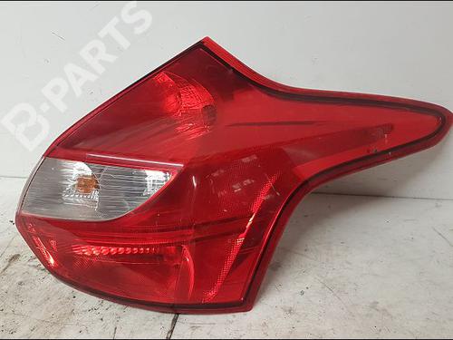 Used Right taillight FORD FOCUS III 1.6 TDCi (115 hp) 12173979