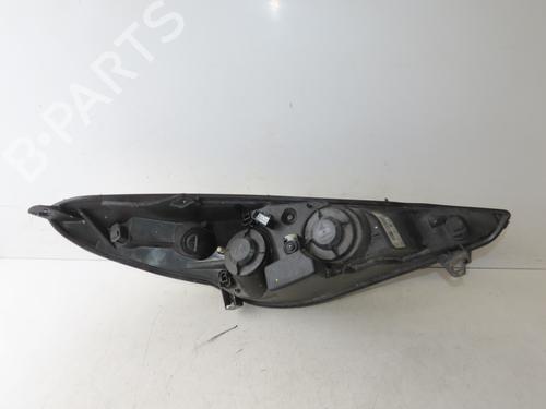 Used Left headlight PEUGEOT 206+ (2L_, 2M_) 1.4 HDi eco 70 (68 hp) 31796231