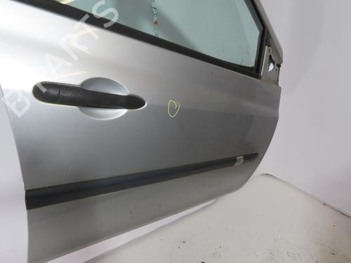 Used Right front door RENAULT CLIO III (BR0/1, CR0/1) 1.5 dCi (75 hp) 30501716