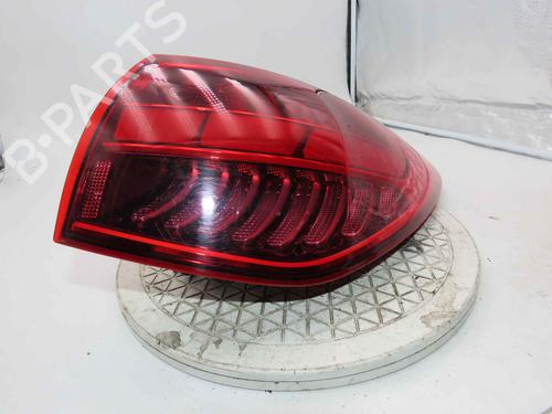 Used Right taillight Right taillight 37061173 37061173