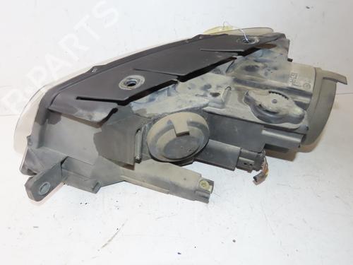 Right headlight VW PASSAT B6 (3C2) 2.0 TDI 16V | BP29494079C29