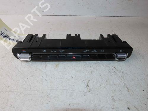 Used Climate control Climate control 37058996 37058996