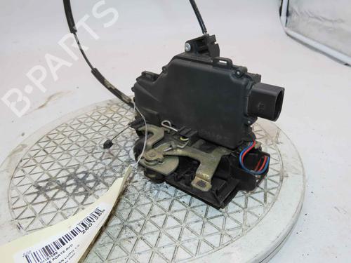 Used Front right lock Front right lock 37059101 37059101