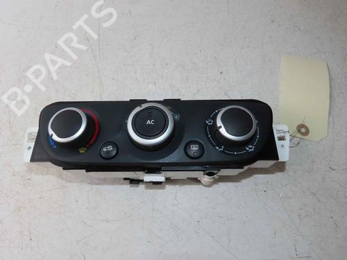climate-control-renault-megane-iii-hatchback-bz01_-b3_-2008-37060081 main image