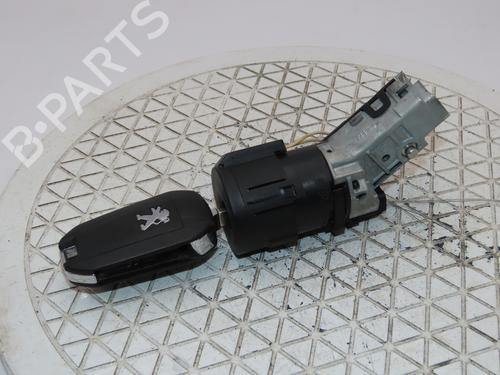 Clé de contact PEUGEOT 2008 I (CU_) 1.2 THP 130 / PureTech 130 (130 hp) 26876509