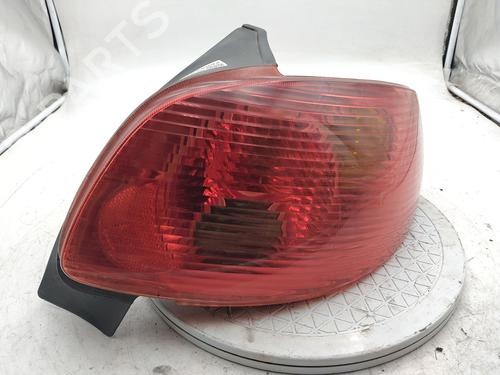Fanale posteriore destro Fanale posteriore destro PEUGEOT 206 Van 1.4 HDi (68 hp) 39540740 39540740