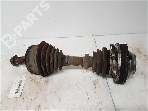 Used Right front driveshaft MERCEDES-BENZ VITO Bus (W638) 110 CDI 2.2 (638.194) (102 hp) 10942362