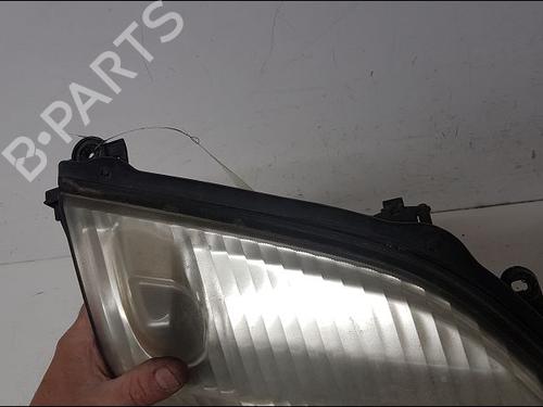Right headlight NISSAN X-TRAIL I (T30) 2.2 dCi 4x4 | BP14953674C29 