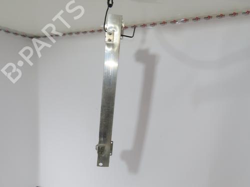 Used Front bumper reinforcement CITROËN C3 Picasso (SH_) 1.6 HDI 90 (92 hp) 30583004