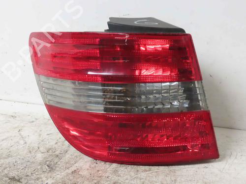 Used Rear bumper left light Rear bumper left light 37045418 37045418
